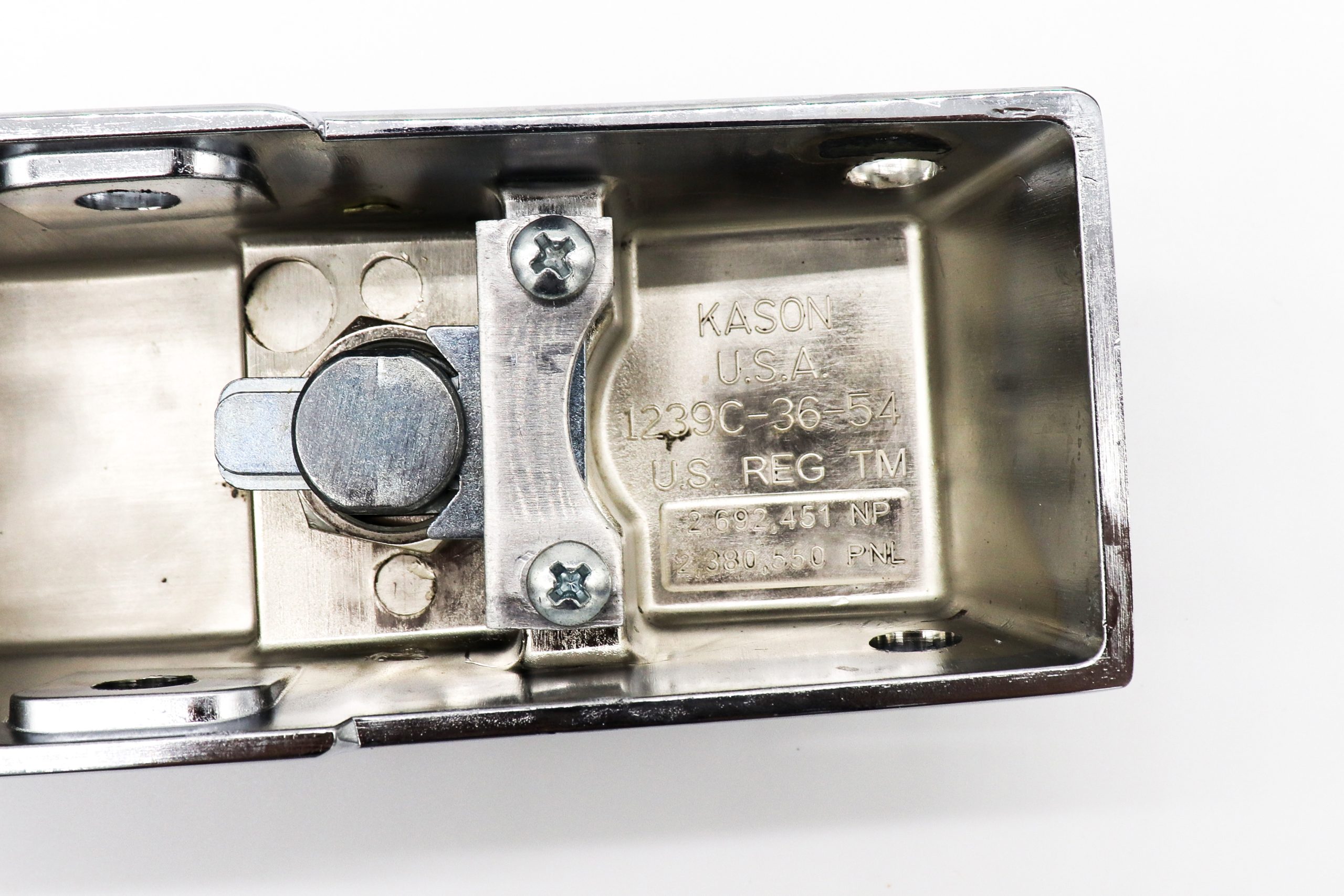 KASON 0056 POLISHED CHROME LOCKING HANDLE KIT WITH 3/4 TO 1 1/2 STRIKE,  0481 6 INSIDE RELEASE, AND HARDWARE KIT