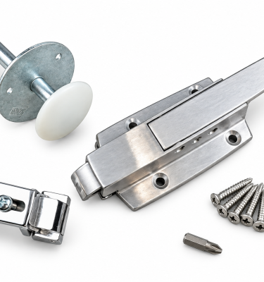 REFRIDGE KIT WITH SATIN CHROME COMPONENT HARDWARE/KEIL W19 HANDLE, STRIKE, 1 3/4" TO 2 1/2" OFFSET, 4" INSIDE RELEASE, AND HARDWARE KIT
